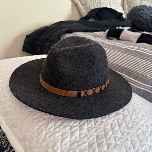 Soho Wide Brim Wool Hat, Charcoal, Pistil Designs (Like New)